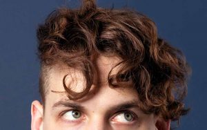 تکنیک کوتاه کردن موی فر