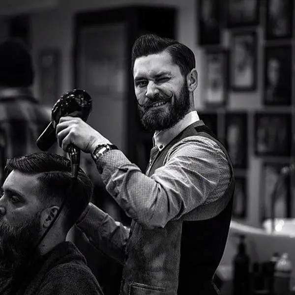 آرایشگری مردانه حرفه‌ای