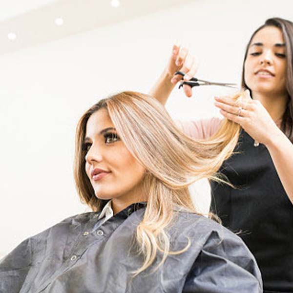 بهترین آموزشگاه آرایشگری زنانه تهران